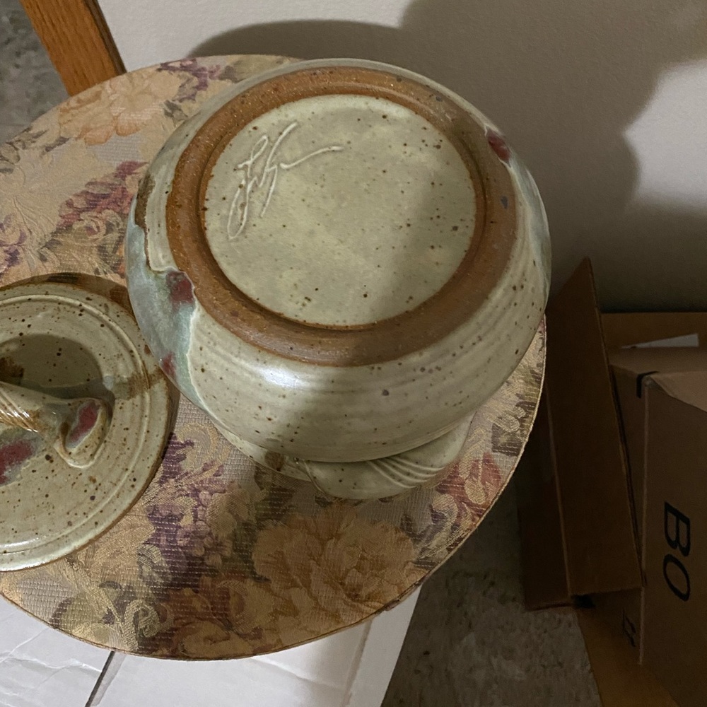 Serving soup bowl
